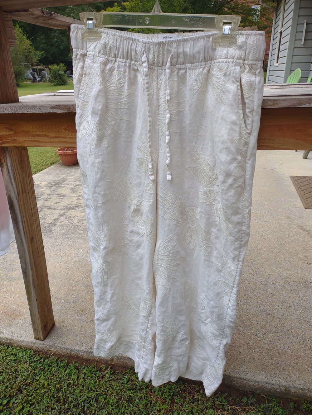 Joie Cream Linen Embroidered Wide-Leg Capris
